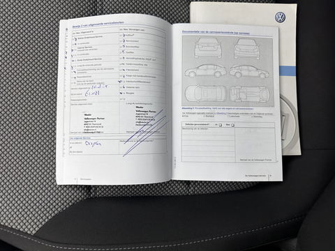 Volkswagen Jetta 1.4 TSI Hybrid Highline Aut. *PANO | XENON | NAVI-FULLMAP | CAMERA | COMFORT/HEATED-SEATS | ECC | PDC | CRUISE | 17''ALU*