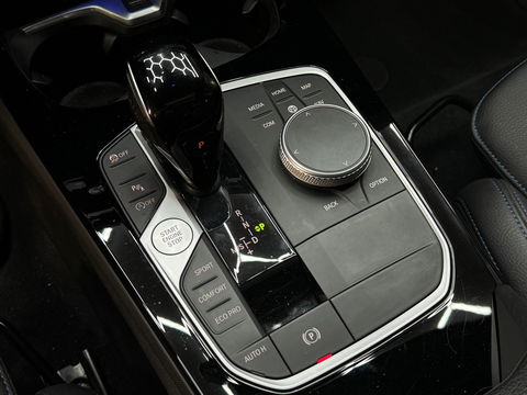 BMW 1-serie 120i Executive M Sport Pano|Sfeer|Keyles|HeadUp