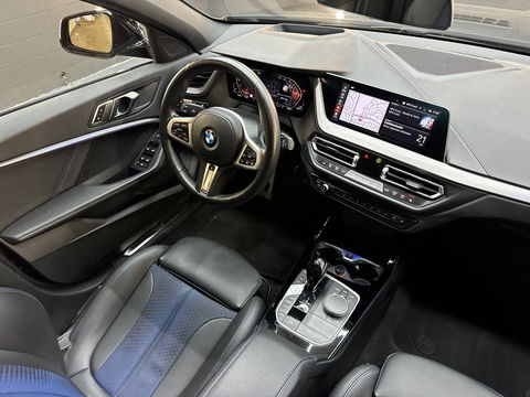 BMW 1-serie 120i Executive M Sport Pano|Sfeer|Keyles|HeadUp