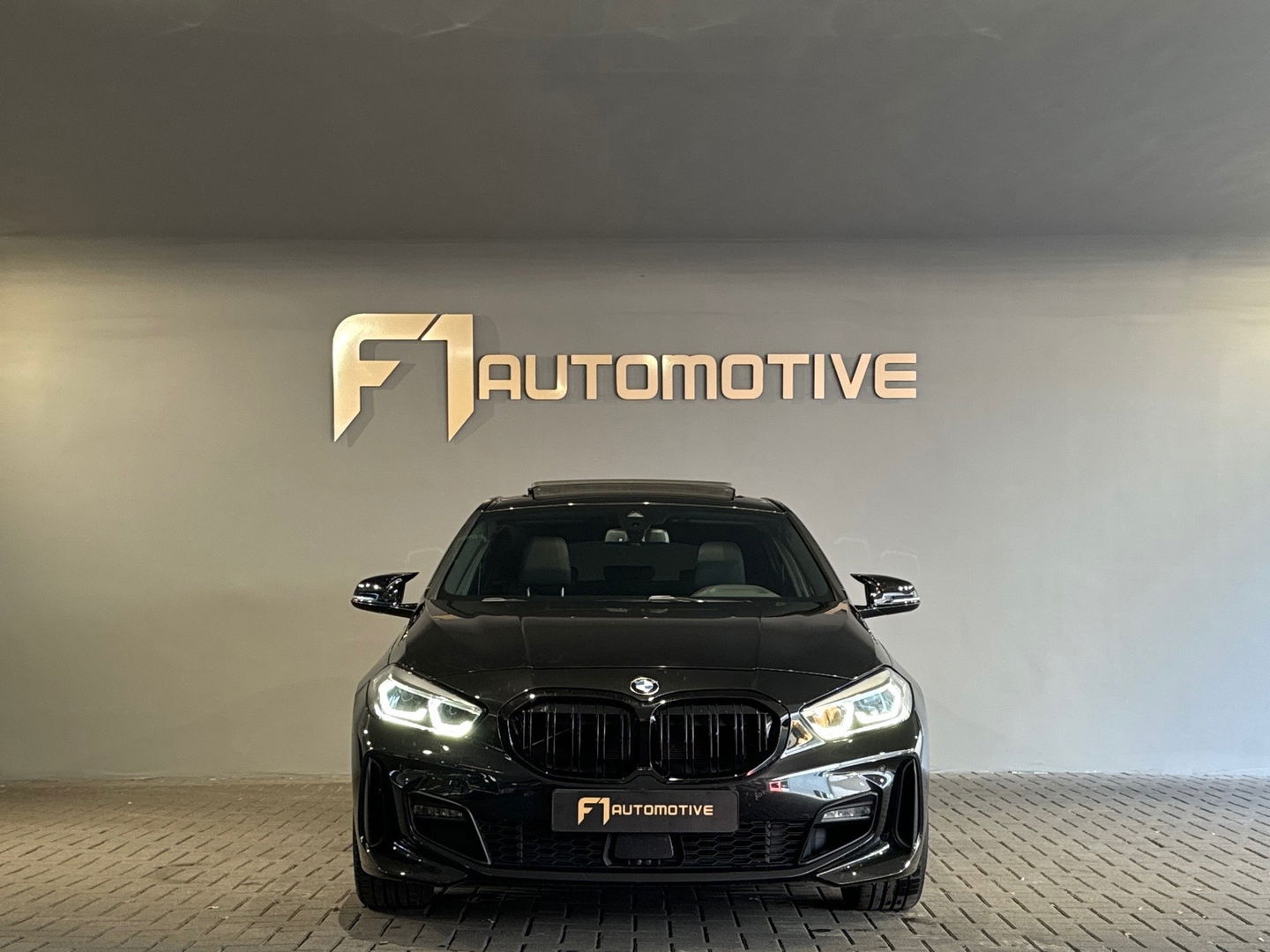 BMW 1-serie 120i Executive M Sport Pano|Sfeer|Keyles|HeadUp