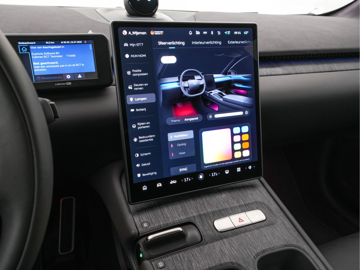NIO eT7 100 kWh (ex accu) [ 3-Fase ] *PANO | HEAD-UP | FULL-LEATHER | FULL-LED | ADAPTIVE-CRUISE | MEMORY-PACK | KEYLESS | COMFORT-SEATS | AIR-SUSPENSION | 20''ALU | TOWBAR*