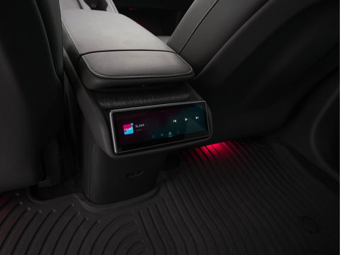 NIO eT7 100 kWh (ex accu) [ 3-Fase ] *PANO | HEAD-UP | FULL-LEATHER | FULL-LED | ADAPTIVE-CRUISE | MEMORY-PACK | KEYLESS | COMFORT-SEATS | AIR-SUSPENSION | 20''ALU | TOWBAR*