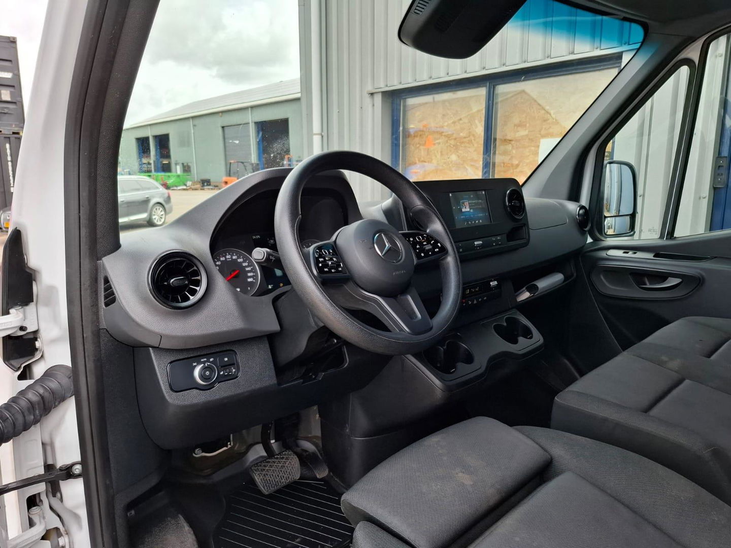 Mercedes-Benz Sprinter 315 1.9 CDI L4H3 RWD AUTOMAAT / AIRCO / CRUISE CONTROLE / TREKHAAK / NAVI
