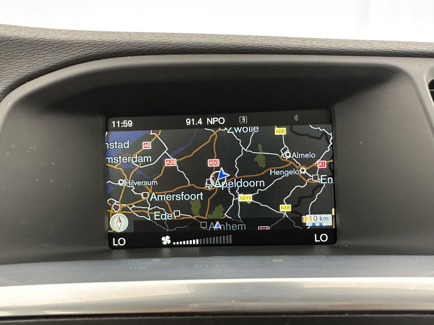 Volvo S60 2.0 D4 Kinetic Business *NAVI-FULLMAP | COMFORT-SEATS | ECC | PDC | CRUISE | 16''ALU | TOWBAR*