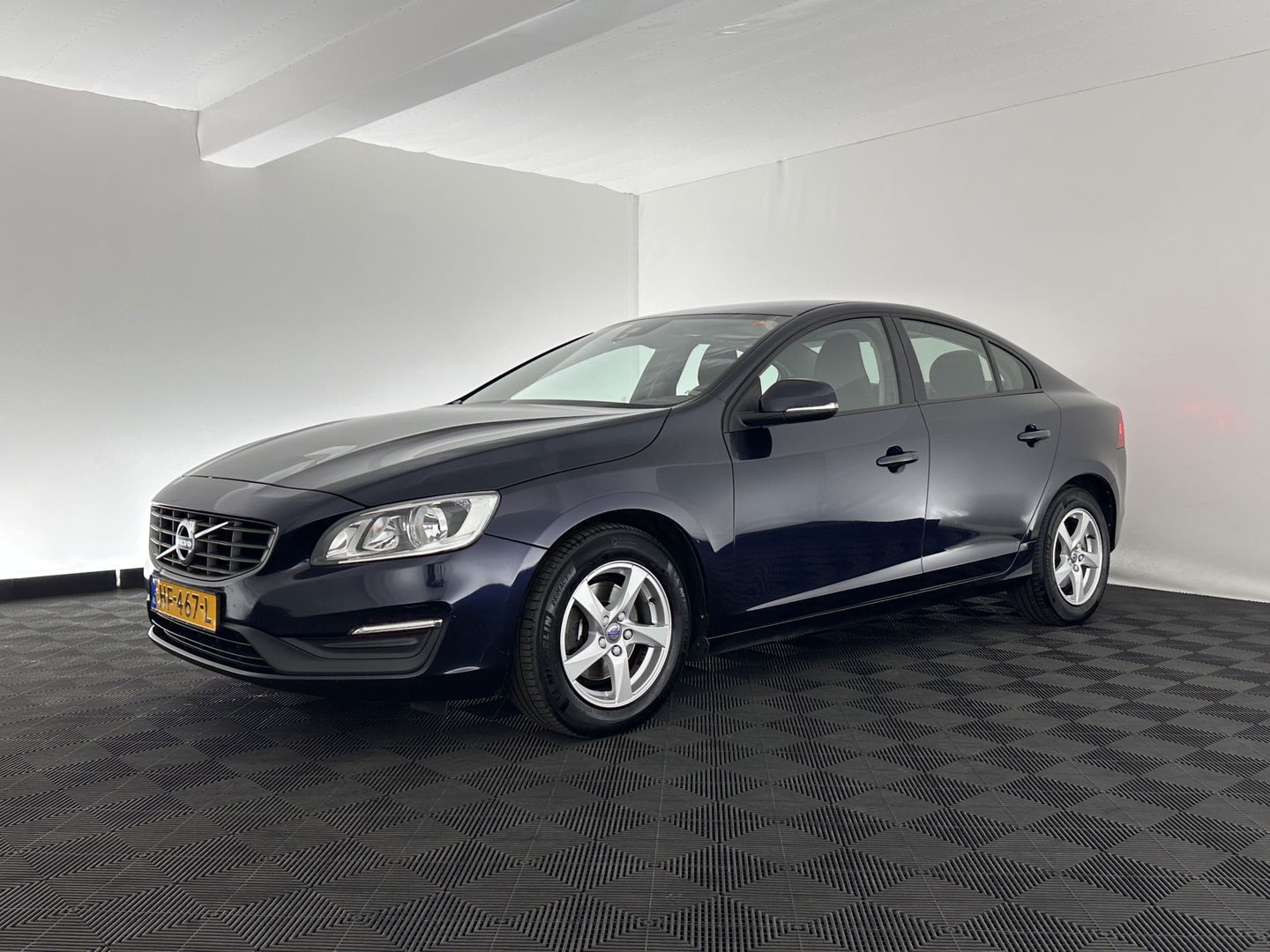 Volvo S60 2.0 D4 Kinetic Business *NAVI-FULLMAP | COMFORT-SEATS | ECC | PDC | CRUISE | 16''ALU | TOWBAR*