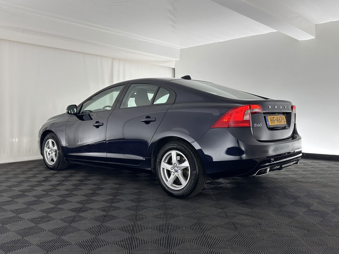 Volvo S60 2.0 D4 Kinetic Business *NAVI-FULLMAP | COMFORT-SEATS | ECC | PDC | CRUISE | 16''ALU | TOWBAR*