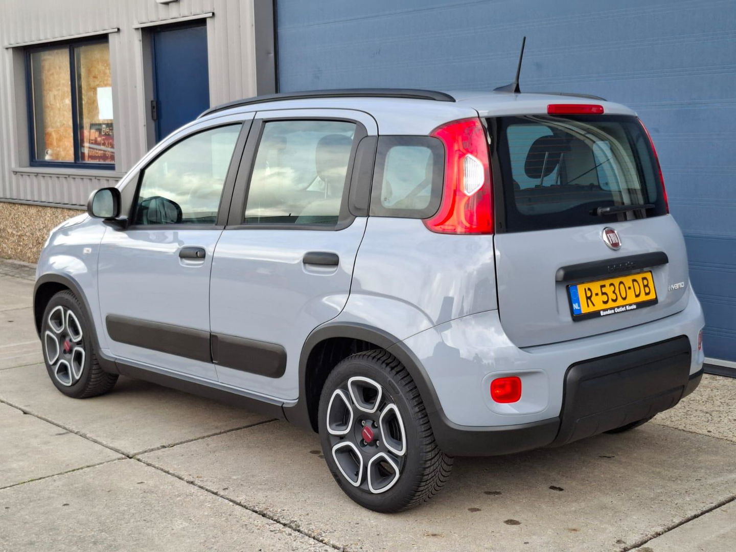 Fiat Panda 1.0 Hybrid City Life AIRCO / CRUISE CONTROLE / N.A.P / BENZINE