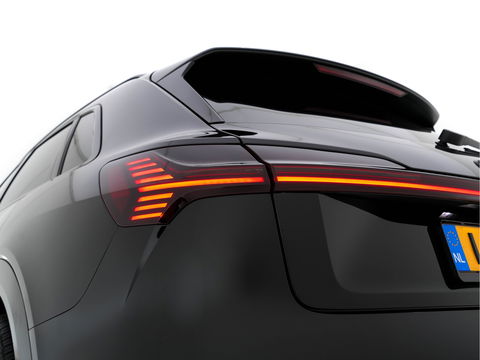 Audi e-tron 55 quattro 95 kWh [ 3-Fase ] (INCL.BTW) *PANO | HEAD-UP | LEATHER-ALCANTARA | FULL-LED | NIGHT-VISION | BANG&OLUFSEN | ADAPTIVE-CRUISE | MEMORY-PACK | BLIND-SPOT | CAMERA | SPORT/HEATED-SEATS | ECC | PDC | 22''ALU | TOWB