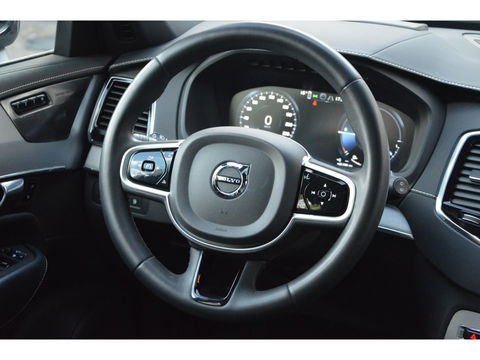 Volvo XC90 T8 Plug-in hybrid AWD Ultra Dark Long Range | Luchtvering | Head-Up | Panorama dak | Trekhaak | 360° Camera |