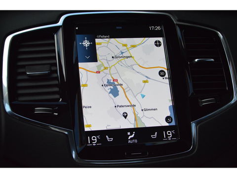 Volvo XC90 T8 Plug-in hybrid AWD Ultra Dark Long Range | Luchtvering | Head-Up | Panorama dak | Trekhaak | 360° Camera |