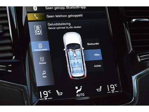 Volvo XC90 T8 Plug-in hybrid AWD Ultra Dark Long Range | Luchtvering | Head-Up | Panorama dak | Trekhaak | 360° Camera |