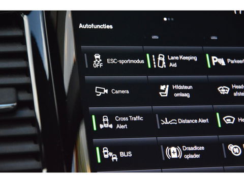 Volvo XC90 T8 Plug-in hybrid AWD Ultra Dark Long Range | Luchtvering | Head-Up | Panorama dak | Trekhaak | 360° Camera |