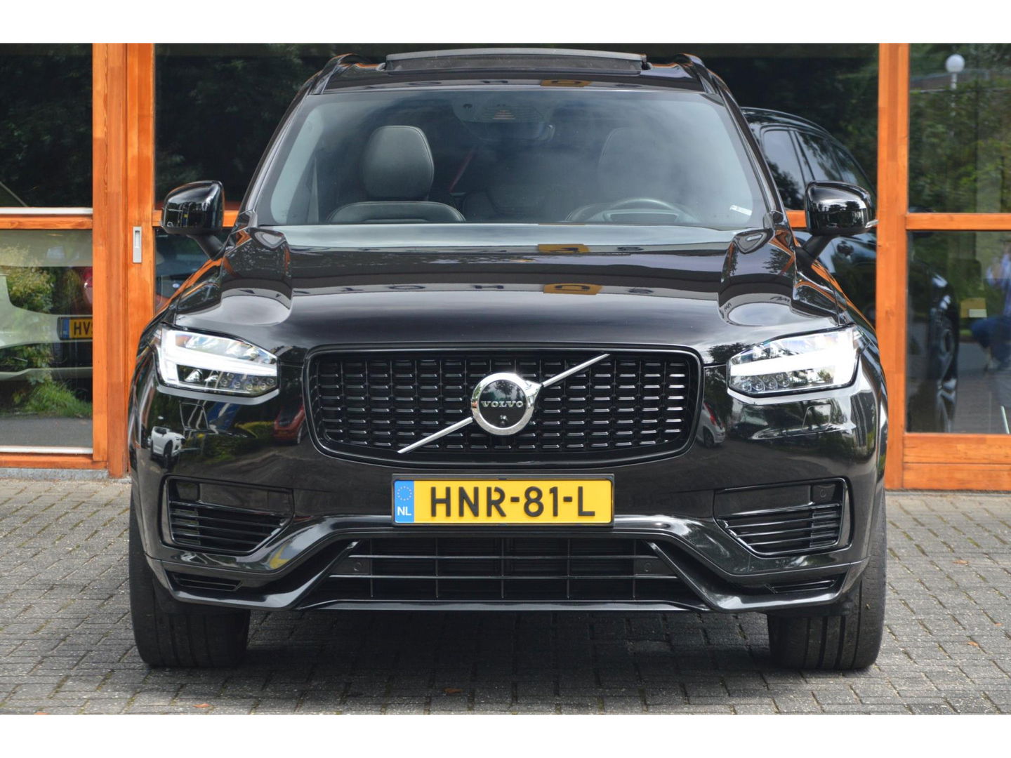 Volvo XC90 T8 Plug-in hybrid AWD Ultra Dark Long Range | Luchtvering | Head-Up | Panorama dak | Trekhaak | 360° Camera |
