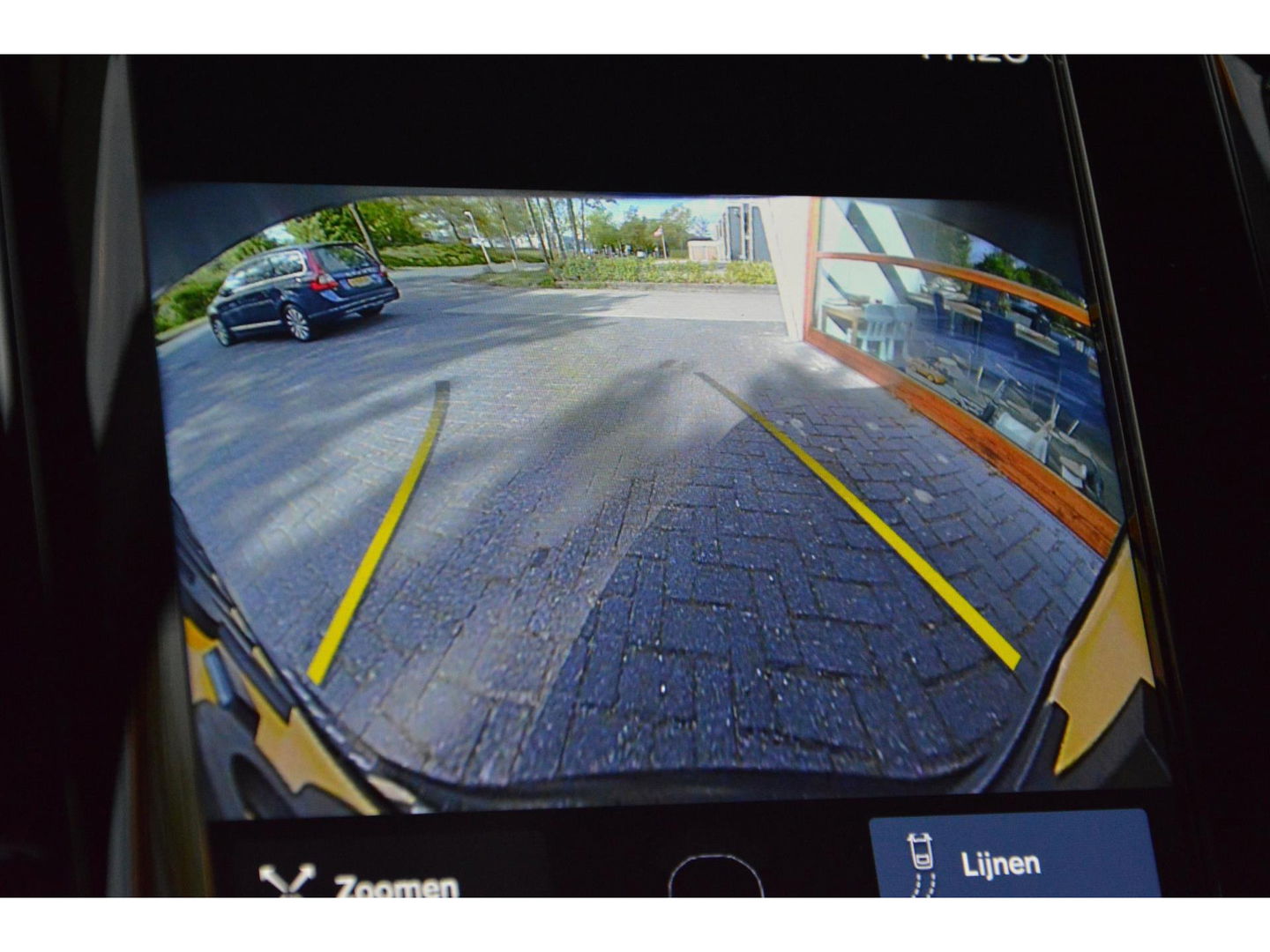 Volvo XC90 T8 Plug-in hybrid AWD Ultra Dark Long Range | Luchtvering | Head-Up | Panorama dak | Trekhaak | 360° Camera |