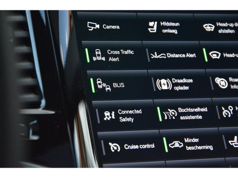 Volvo XC90 T8 Plug-in hybrid AWD Ultra Dark Long Range | Luchtvering | Head-Up | Panorama dak | Trekhaak | 360° Camera |