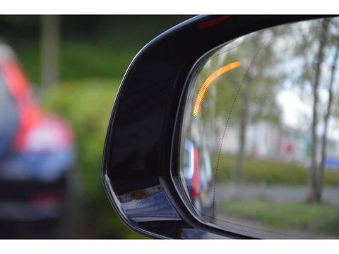 Volvo XC90 T8 Plug-in hybrid AWD Ultra Dark Long Range | Luchtvering | Head-Up | Panorama dak | Trekhaak | 360° Camera |