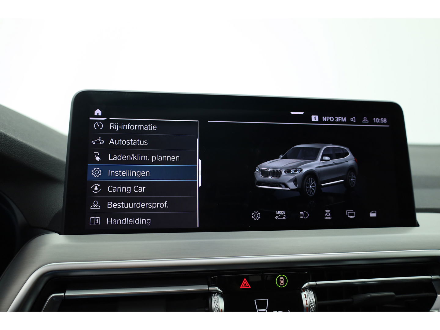 BMW X3 xDrive30e | Pano | HUD | 360cam | Elek. trekhaak | Stoel- Stuurverw. | Keyless | Leder