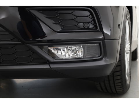 Volkswagen Tiguan 1.5 TSI Life Business | Adapt. Cruise | Camera | Trekhaak | Keyless | 18'' | Navi | Stoelverw.