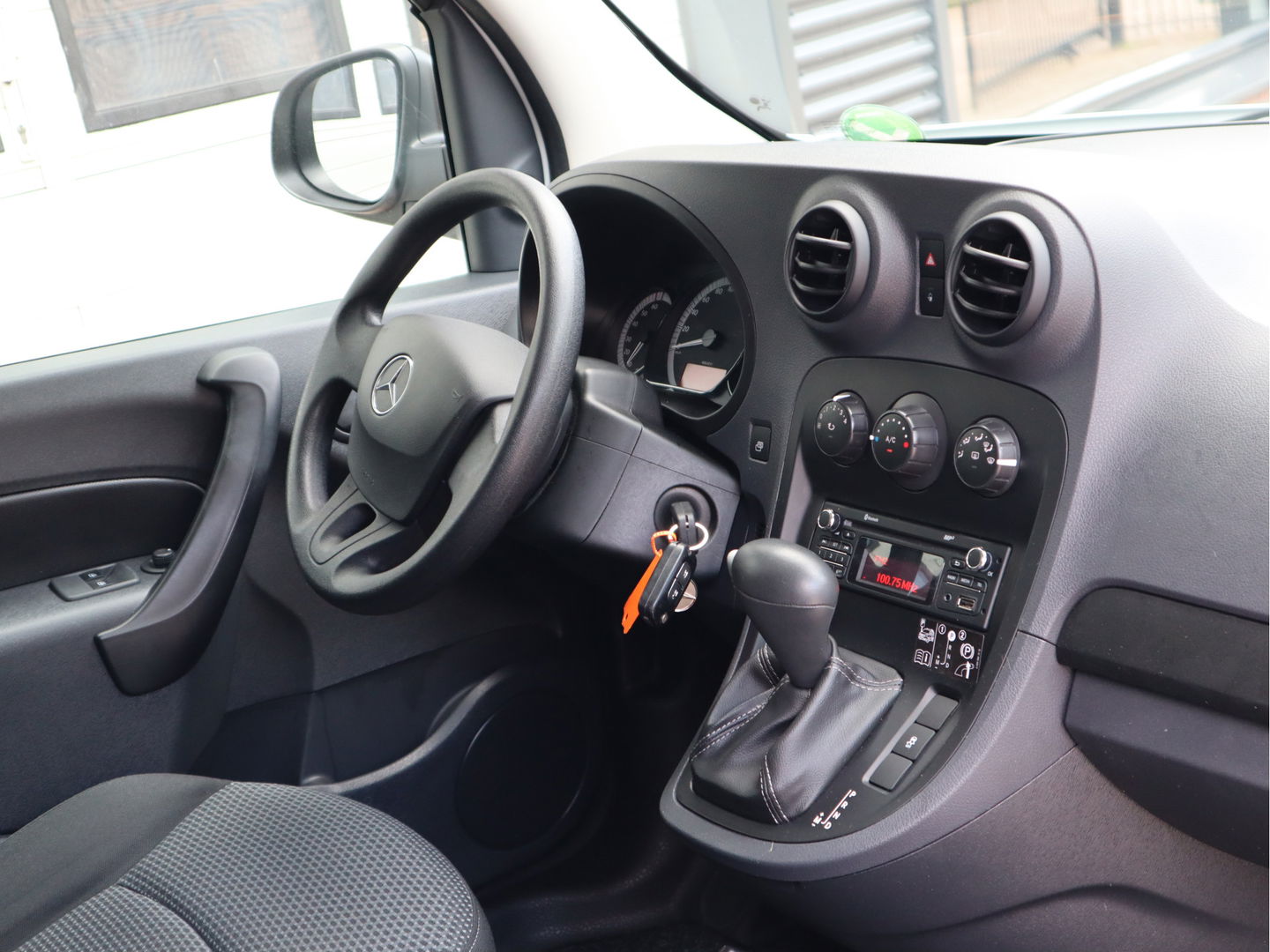 Mercedes-Benz Citan 112 BlueEFFICIENCY Benzine Automaat - Airco