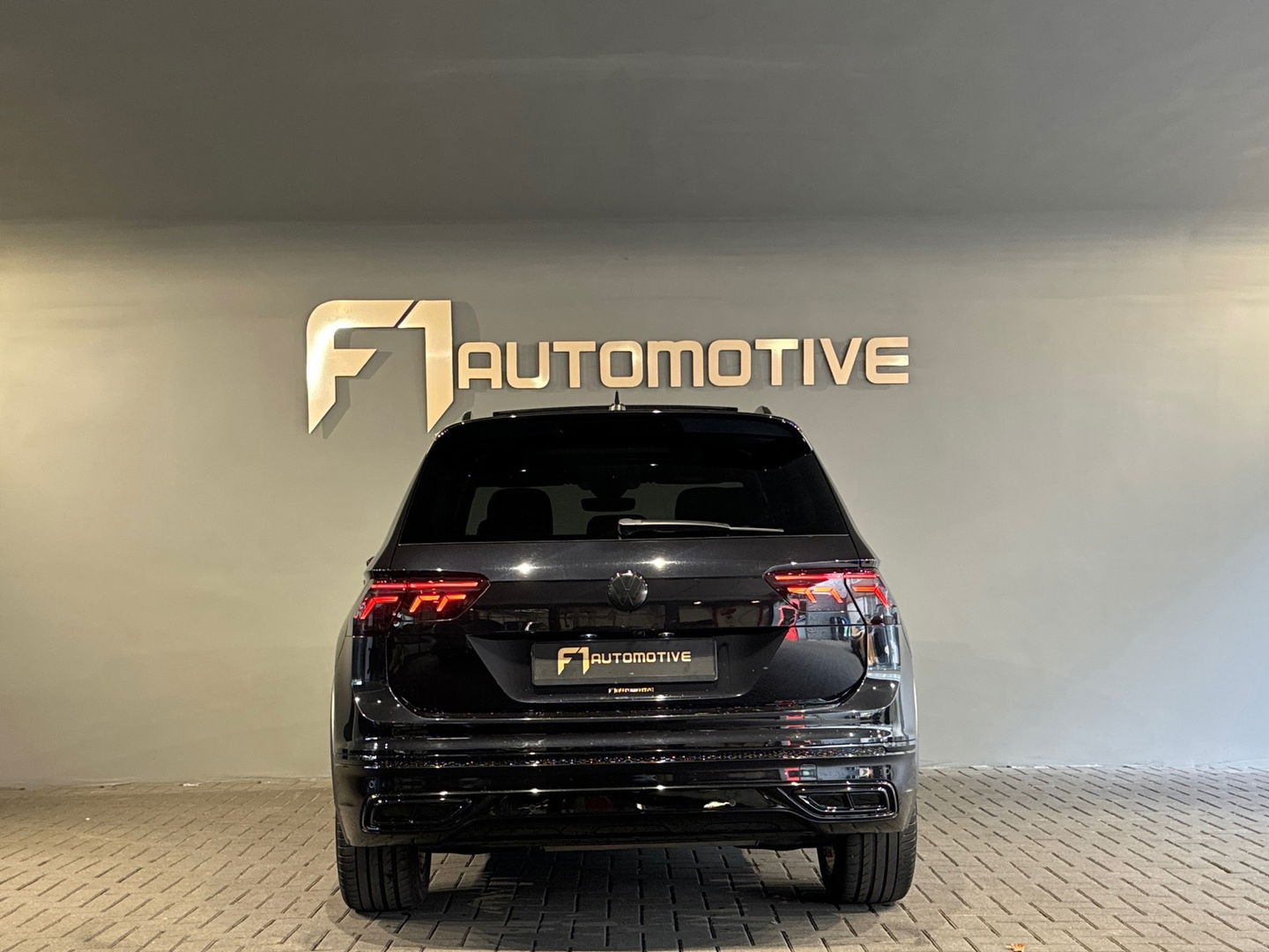 Volkswagen Tiguan 1.4 TSI eHybrid R-Line Business+ Pano|HuD