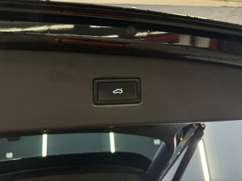 Volkswagen Tiguan 1.4 TSI eHybrid R-Line Business+ Pano|HuD