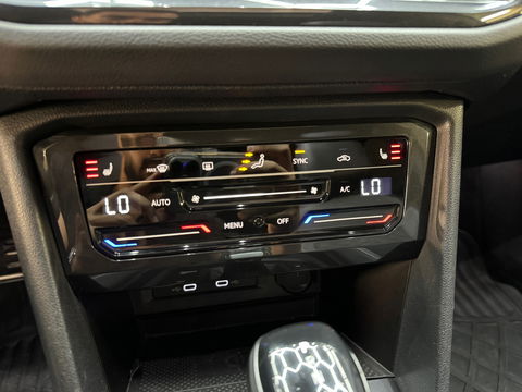 Volkswagen Tiguan 1.4 TSI eHybrid R-Line Business+ Pano|HuD