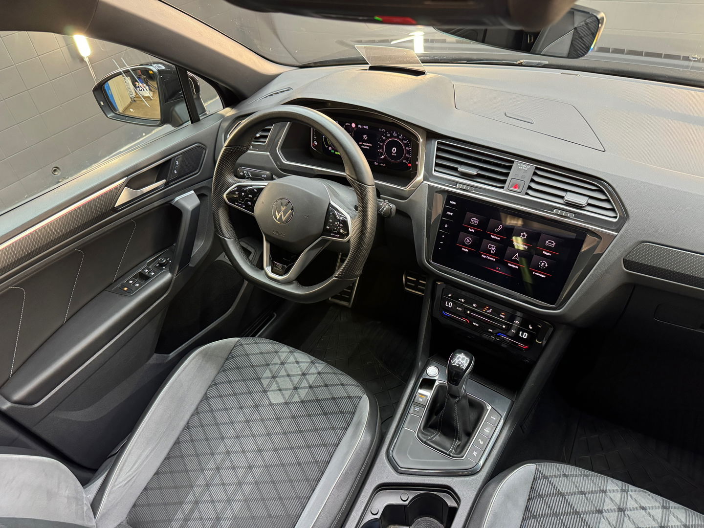 Volkswagen Tiguan 1.4 TSI eHybrid R-Line Business+ Pano|HuD