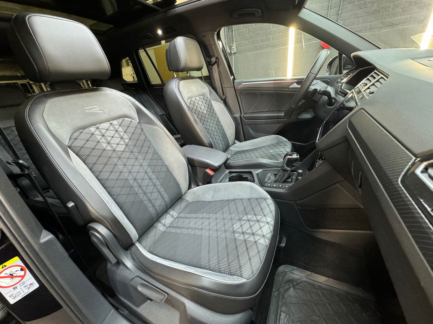 Volkswagen Tiguan 1.4 TSI eHybrid R-Line Business+ Pano|HuD