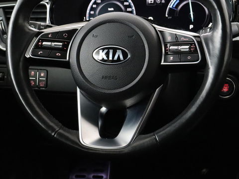 Kia Ceed 1.6 GDI PHEV ExecutiveLine | Panoramadak | Stoelventilatie | Leder | Trekhaak | Adaptive cruise | Camera | Keyless | Digital Cockpit | Full LED | Achterbankverwarming | Carplay | Navigatie