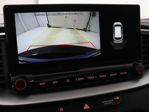 Kia Ceed 1.6 GDI PHEV ExecutiveLine | Panoramadak | Stoelventilatie | Leder | Trekhaak | Adaptive cruise | Camera | Keyless | Digital Cockpit | Full LED | Achterbankverwarming | Carplay | Navigatie