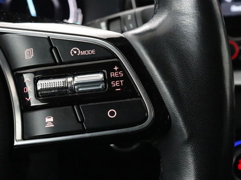 Kia Ceed 1.6 GDI PHEV ExecutiveLine | Panoramadak | Stoelventilatie | Leder | Trekhaak | Adaptive cruise | Camera | Keyless | Digital Cockpit | Full LED | Achterbankverwarming | Carplay | Navigatie
