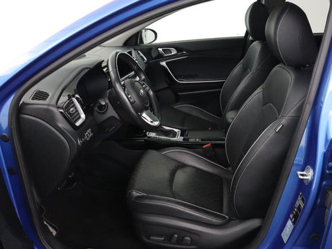Kia Ceed 1.6 GDI PHEV ExecutiveLine | Panoramadak | Stoelventilatie | Leder | Trekhaak | Adaptive cruise | Camera | Keyless | Digital Cockpit | Full LED | Achterbankverwarming | Carplay | Navigatie