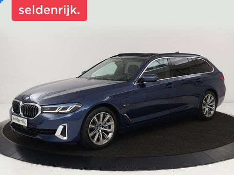 BMW 5 Serie 530e Luxury Line | Panoramadak | Stoelventilatie | LaserLight | Head-Up | Adaptive cruise | Massage | Harman/Kardon | Leder | Trekhaak | Keyless | Comfortstoelen | Carplay | Sfeerverlichting