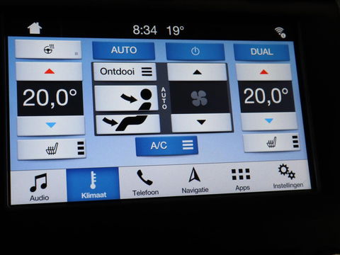 Ford Mondeo 2.0 TDCi ST Line | Panoramadak | Stoel & stuurverwarming | Camera | Trekhaak | Half leder | Navigatie | Achterbankverwarming | Park Assist