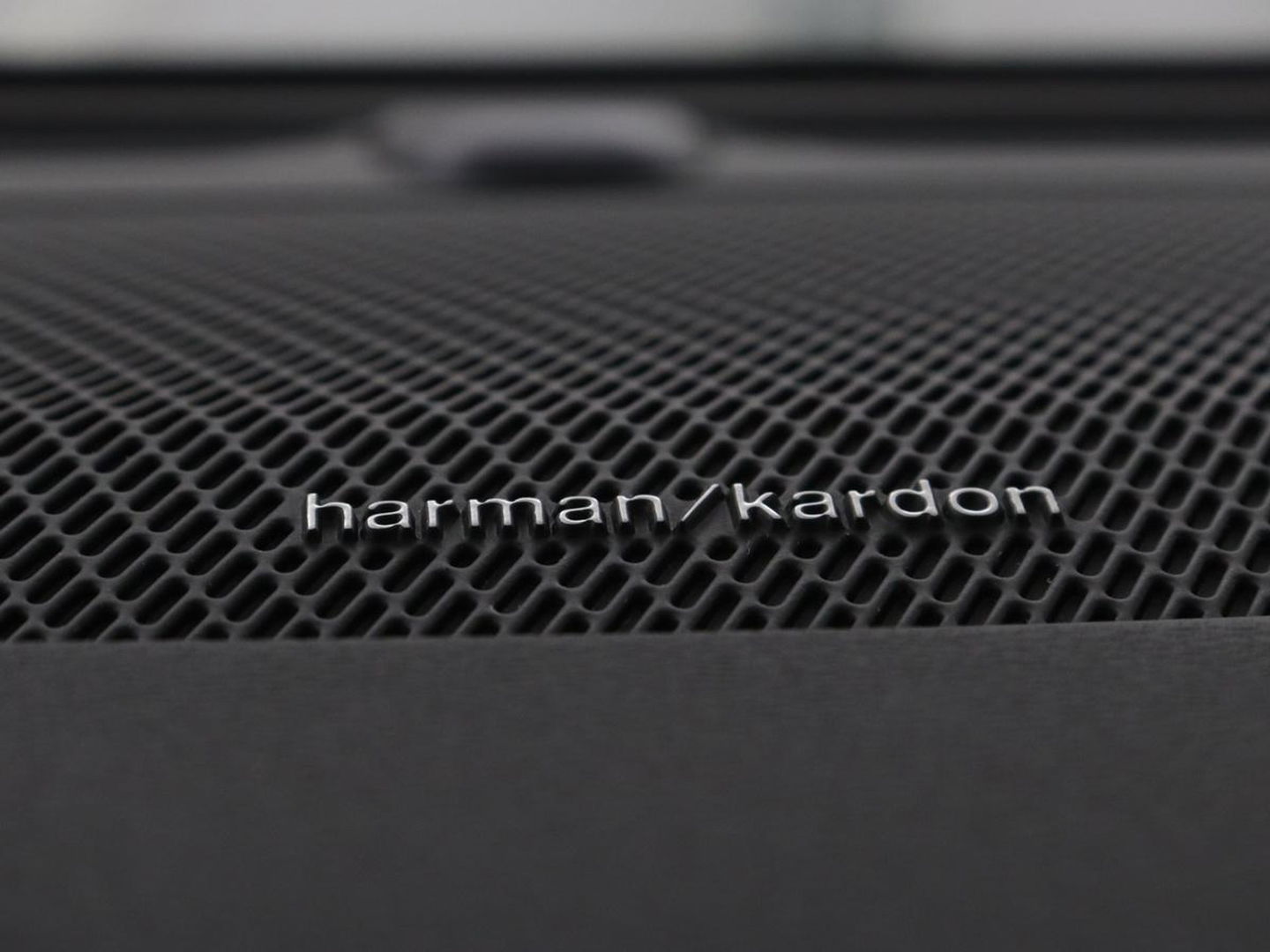 Volvo V60 2.0 T8 Twin Engine AWD Inscription | Panoramadak | Stoelventilatie | Leder | Massage | Adaptive cruise | Carplay | Harman/Kardon | Navigatie | Full LED | Stuurverwarming