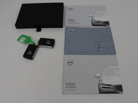 Volvo V60 2.0 T8 Twin Engine AWD Inscription | Panoramadak | Stoelventilatie | Leder | Massage | Adaptive cruise | Carplay | Harman/Kardon | Navigatie | Full LED | Stuurverwarming