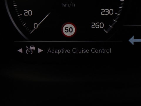 Volvo V60 2.0 T8 Twin Engine AWD Inscription | Panoramadak | Stoelventilatie | Leder | Massage | Adaptive cruise | Carplay | Harman/Kardon | Navigatie | Full LED | Stuurverwarming