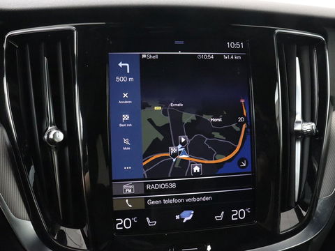 Volvo V60 2.0 T8 Twin Engine AWD Inscription | Panoramadak | Stoelventilatie | Leder | Massage | Adaptive cruise | Carplay | Harman/Kardon | Navigatie | Full LED | Stuurverwarming