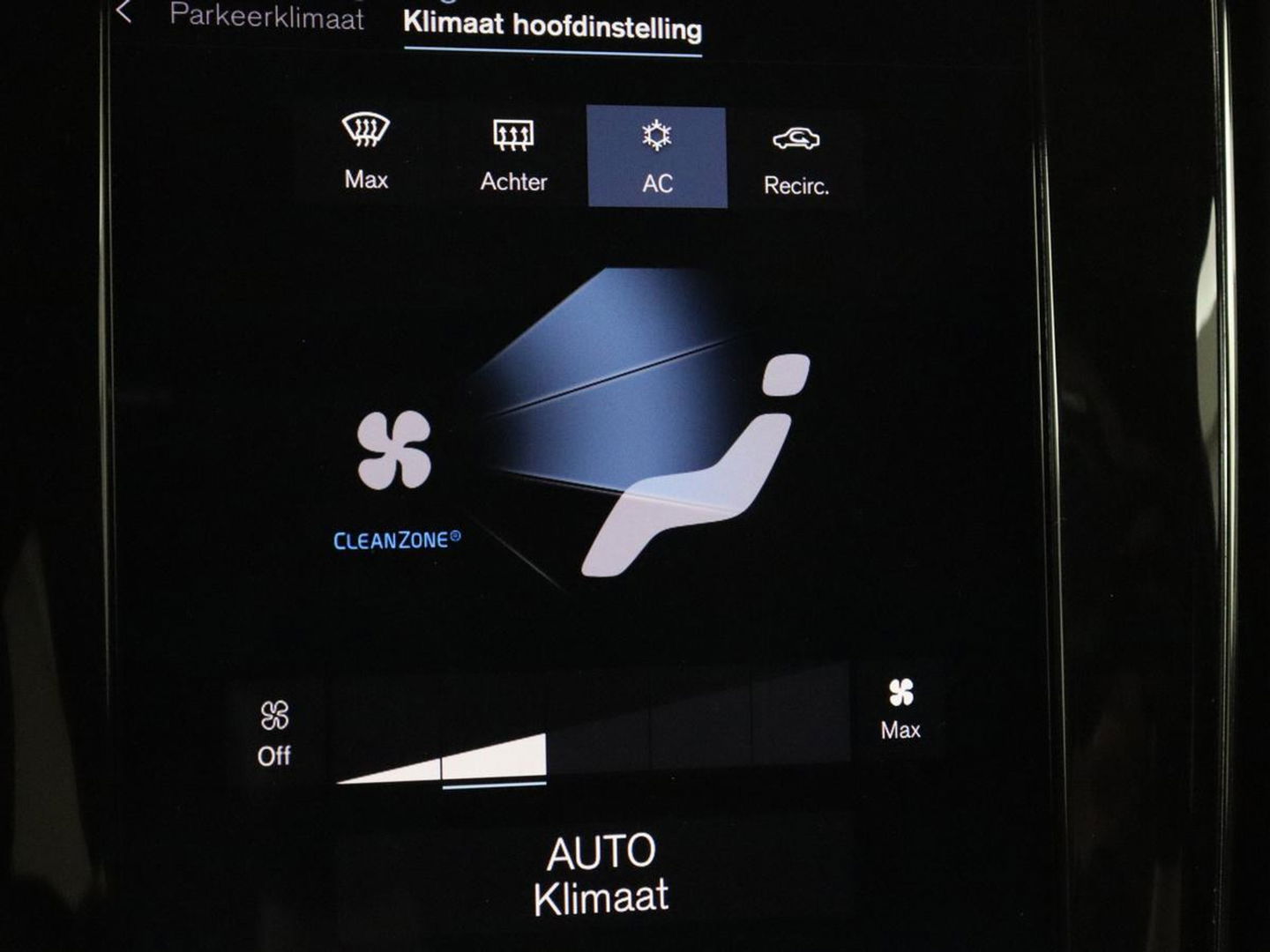 Volvo V60 2.0 T8 Twin Engine AWD Inscription | Panoramadak | Stoelventilatie | Leder | Massage | Adaptive cruise | Carplay | Harman/Kardon | Navigatie | Full LED | Stuurverwarming