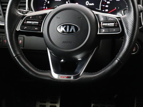 Kia Ceed 1.5 T-GDi GT-Line | Leder/Alcantara | Stoel & stuurverwarming | JBL Sound | Adaptive cruise | Camera | Carplay | Keyless | Navigatie | Full LED