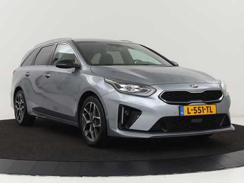 Kia Ceed 1.5 T-GDi GT-Line | Leder/Alcantara | Stoel & stuurverwarming | JBL Sound | Adaptive cruise | Camera | Carplay | Keyless | Navigatie | Full LED