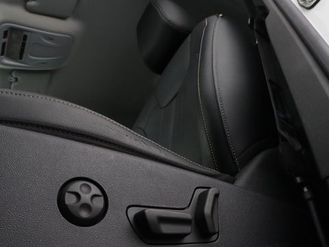 Opel Grandland X 1.6 Turbo Hybrid Ultimate | Leder | Stoelventilatie | Adaptive cruise | 360 Camera | Carplay | Keyless | Navigatie | Full LED | Stoelverwarming | PHEV