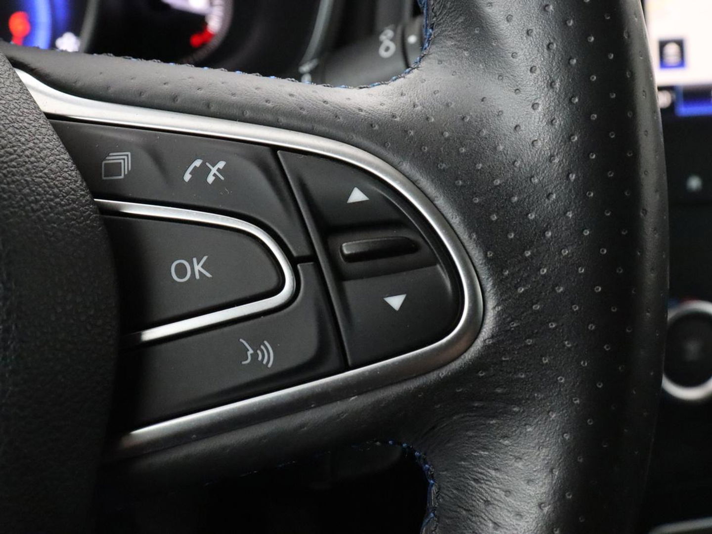 Renault Mégane 1.2 TCe GT-Line | Sportstoelen | Trekhaak | Navigatie | Keyless | Full LED | Climate control | Sfeerverlichting | Parkeerhulp