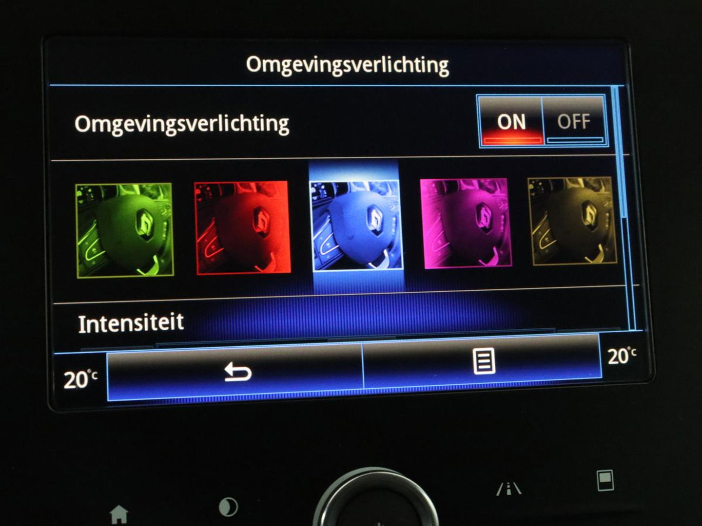 Renault Mégane 1.2 TCe GT-Line | Sportstoelen | Trekhaak | Navigatie | Keyless | Full LED | Climate control | Sfeerverlichting | Parkeerhulp