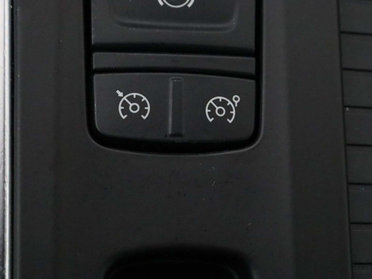 Renault Mégane 1.2 TCe GT-Line | Sportstoelen | Trekhaak | Navigatie | Keyless | Full LED | Climate control | Sfeerverlichting | Parkeerhulp