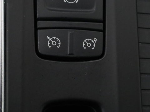 Renault Mégane 1.2 TCe GT-Line | Sportstoelen | Trekhaak | Navigatie | Keyless | Full LED | Climate control | Sfeerverlichting | Parkeerhulp
