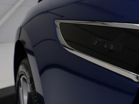 Renault Mégane 1.2 TCe GT-Line | Sportstoelen | Trekhaak | Navigatie | Keyless | Full LED | Climate control | Sfeerverlichting | Parkeerhulp