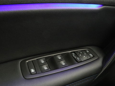 Renault Mégane 1.2 TCe GT-Line | Sportstoelen | Trekhaak | Navigatie | Keyless | Full LED | Climate control | Sfeerverlichting | Parkeerhulp