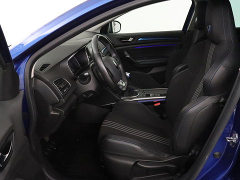 Renault Mégane 1.2 TCe GT-Line | Sportstoelen | Trekhaak | Navigatie | Keyless | Full LED | Climate control | Sfeerverlichting | Parkeerhulp