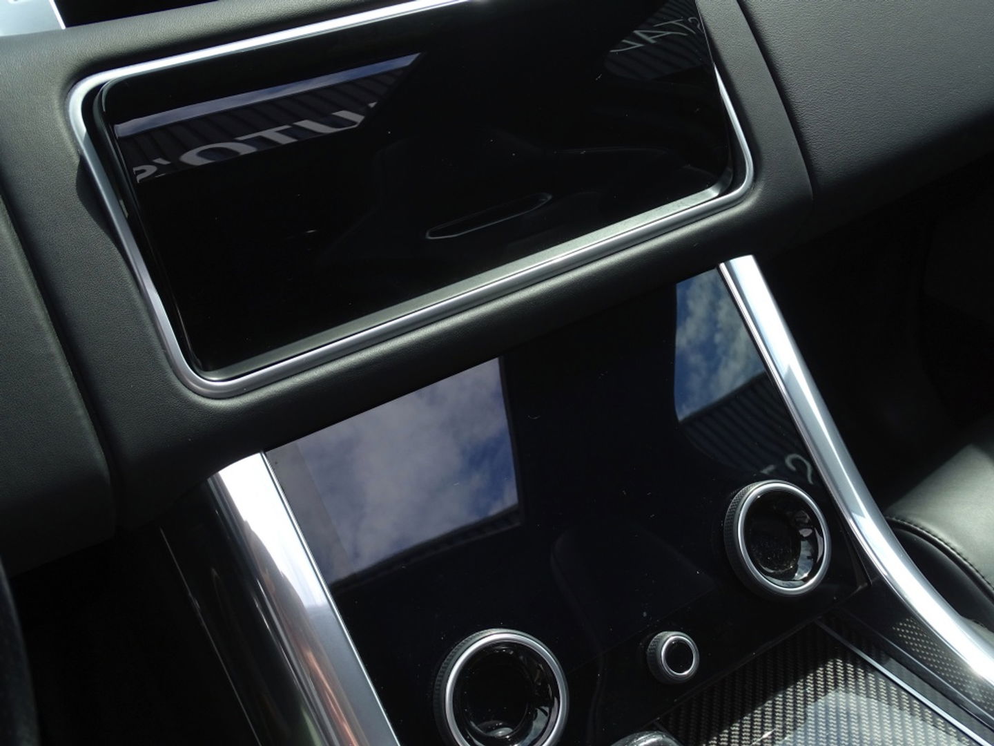 Land Rover Range Rover Sport SVR 5.0 V8 SC 576PK / LED / full option *NAP*